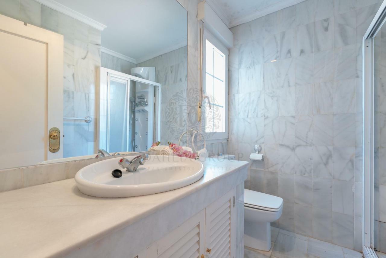 Center By Dahlia Group Holiday home *